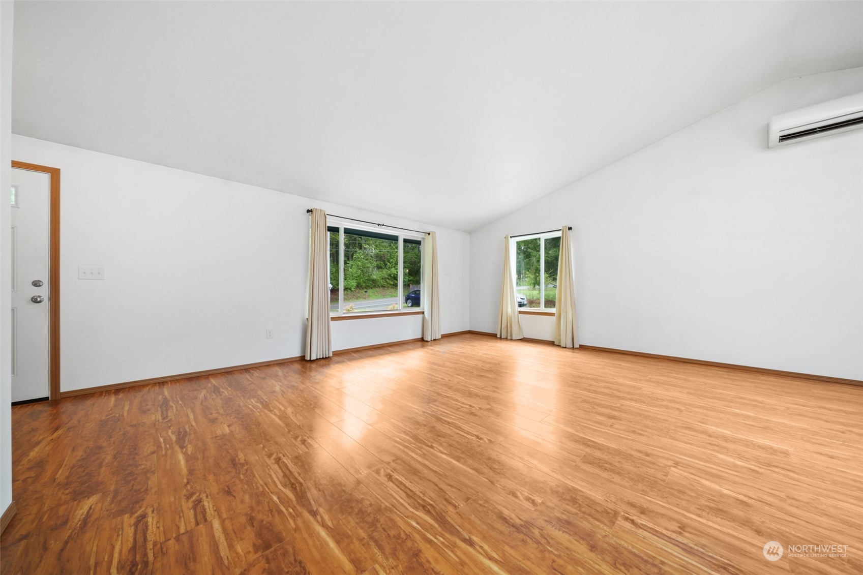 5535 Johnson Point Road Northeast Olympia, WA 98516 - Photo 6 of 38 Gallery Image 6