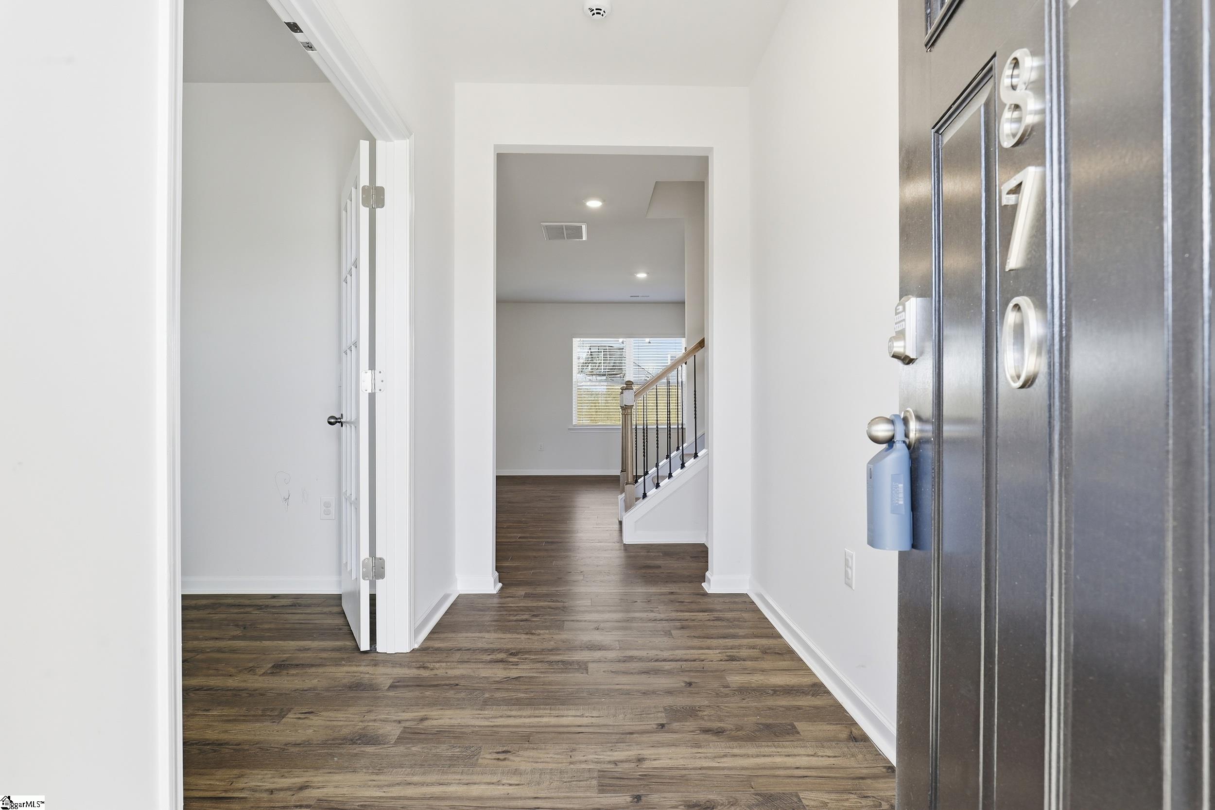 870 Barlow Lane Woodruff, SC 29388 - Photo 2 of 29