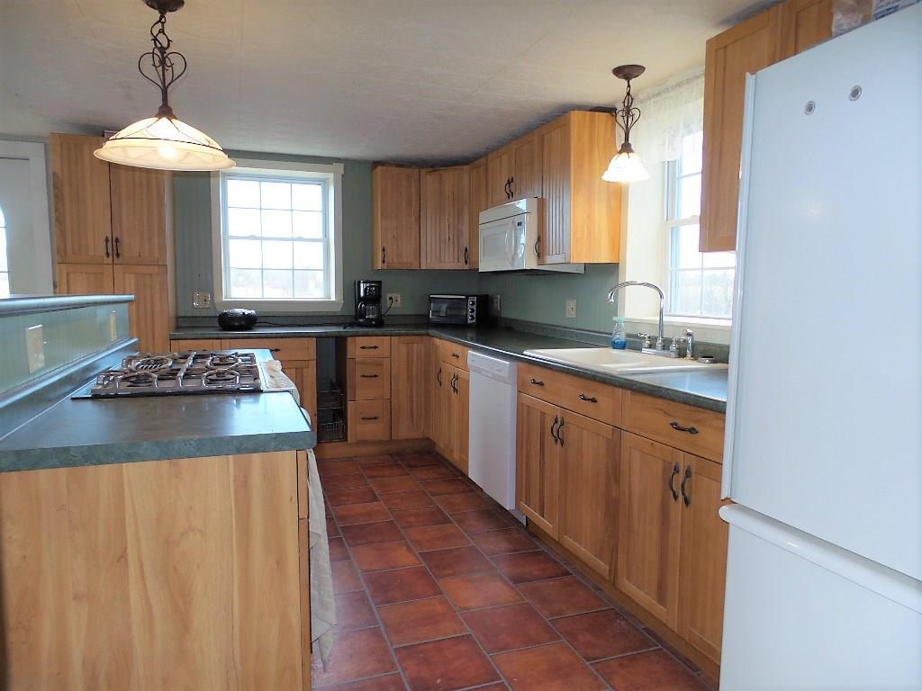 648 Bangor Road Waterville, ME 04901 - Photo 5 of 25 Kitchen