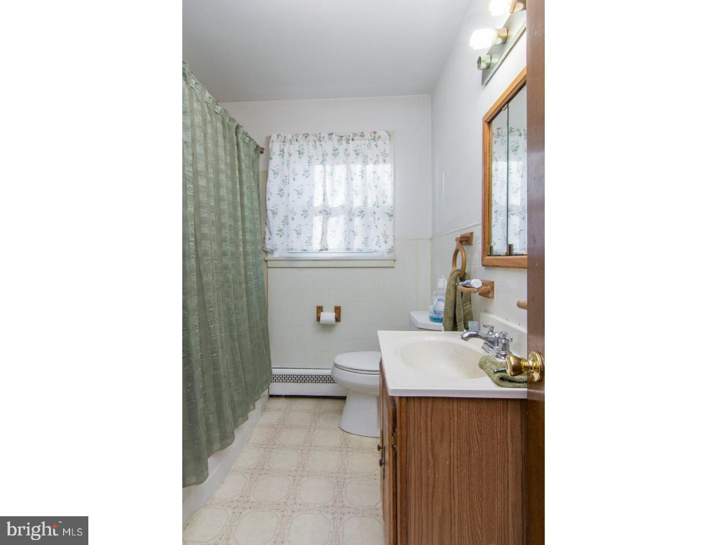 500 King Street Spring City, PA 19475 - Photo 20 of 25 Bathroom