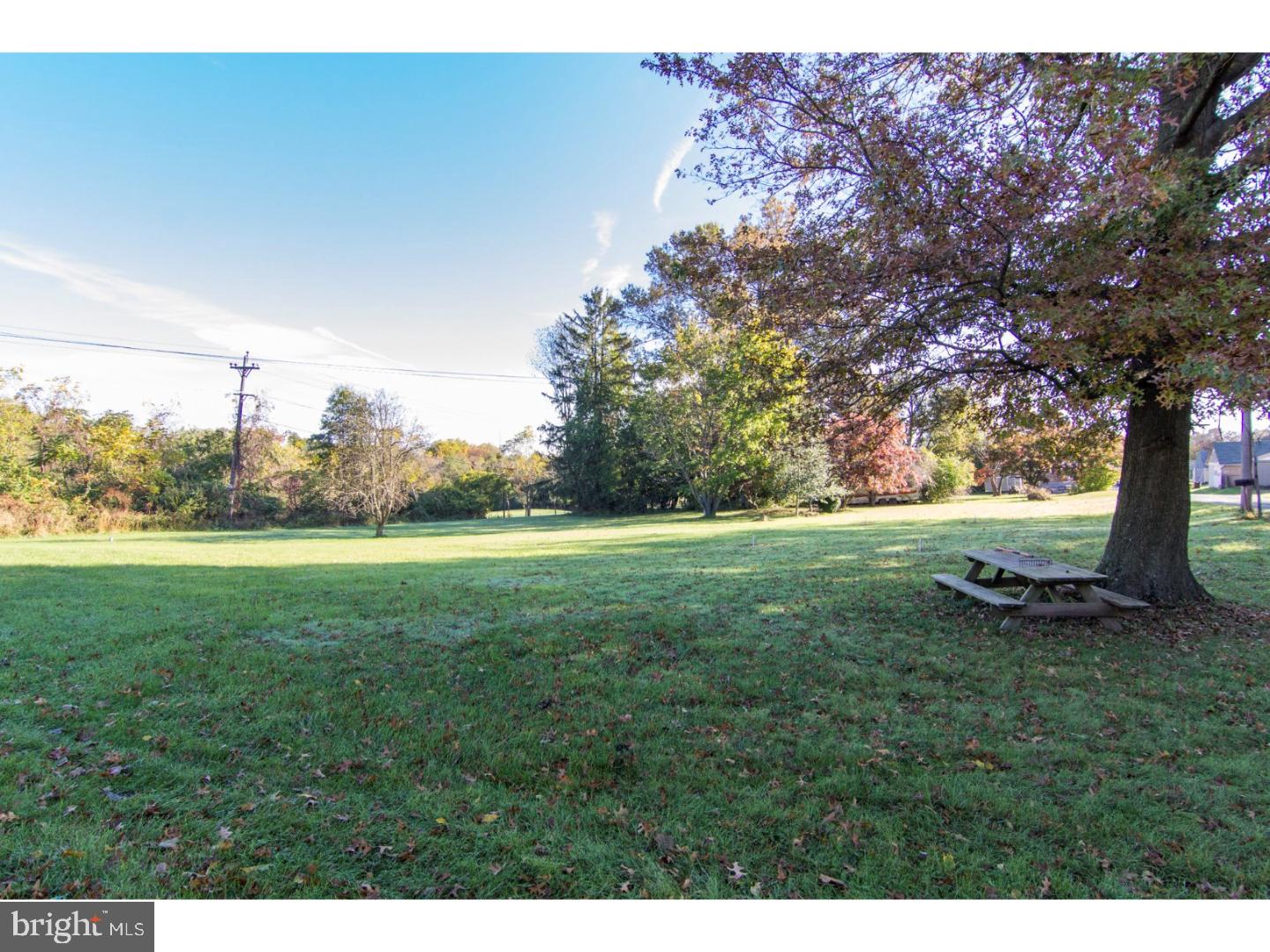 500 King Street Spring City, PA 19475 - Photo 8 of 25 Side Yard
