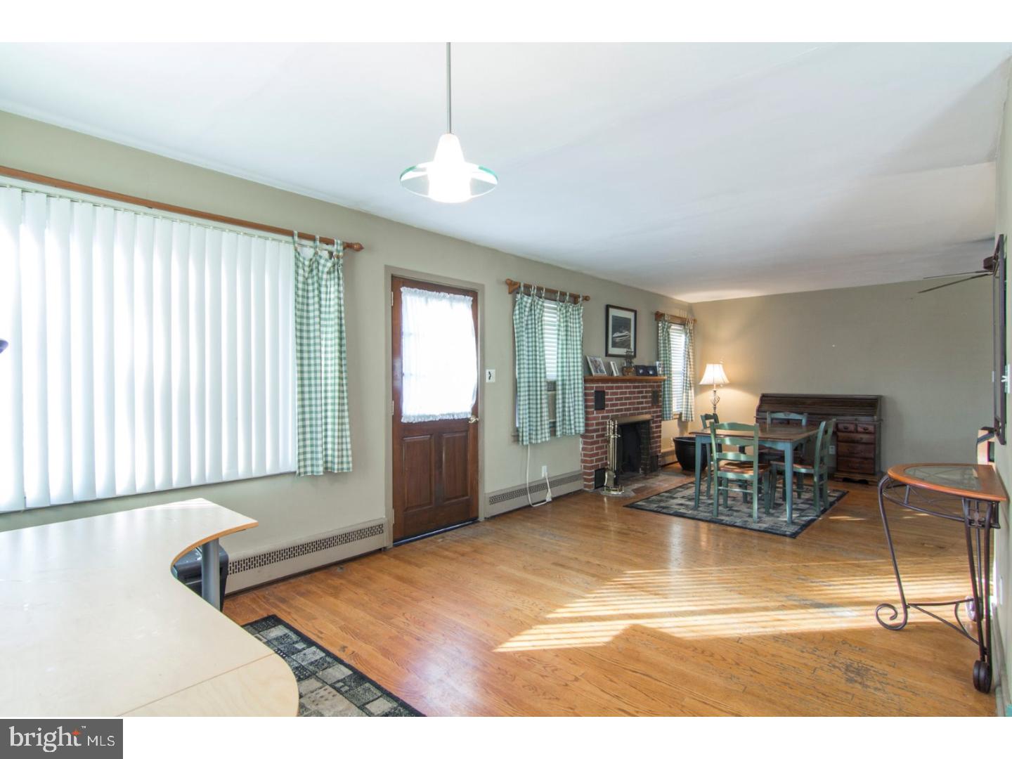 500 King Street Spring City, PA 19475 - Photo 10 of 25 Dining Room