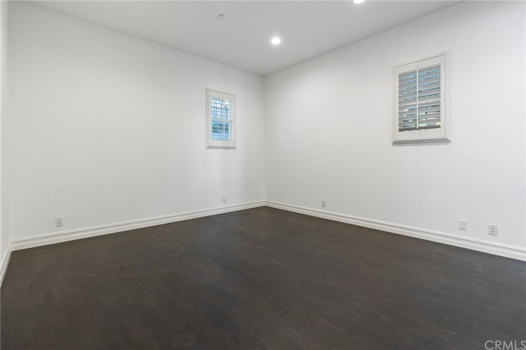 3 Seabluff Newport Beach, CA 92660 - Photo 65 of 75 an empty room with a empty space and a window