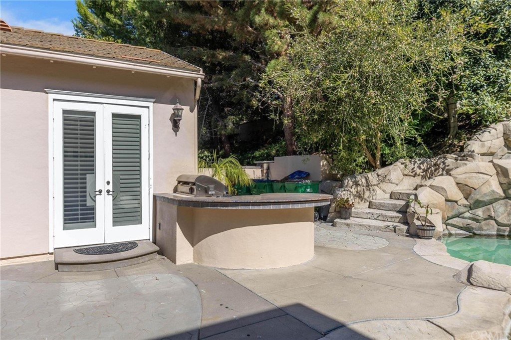 3 Seabluff Newport Beach, CA 92660 - Photo 74 of 75