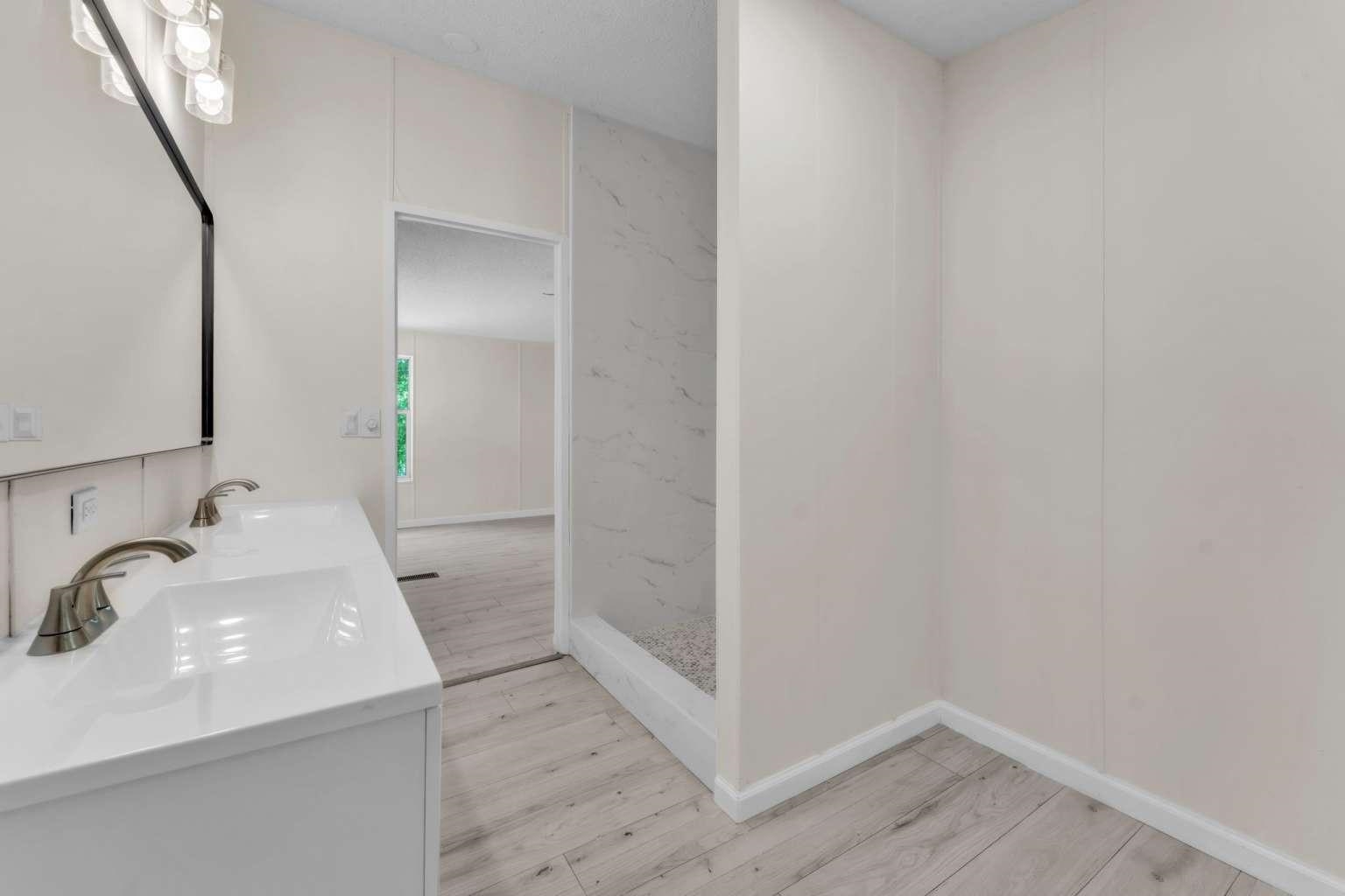 360 Hawk Hill Clifton, SC 29307 - Photo 15 of 25
