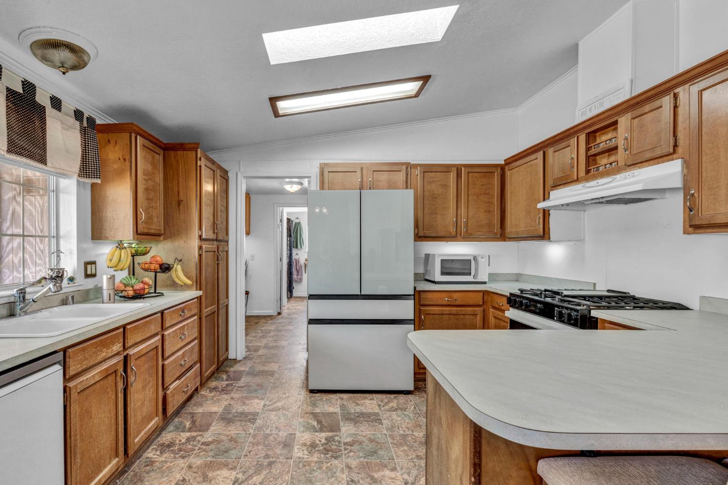 7289 Lawson Road Valley Springs, CA 95252 - Photo 19 of 68 Gallery Image 19