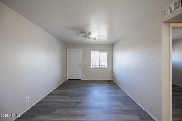 $795 | 1703 West Mountain View Road, Unit 14, Phoenix, AZ 85021