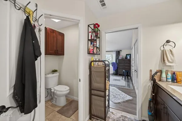 $950,000 | 59 Rosehedge Lane, Oak Park, CA 91377