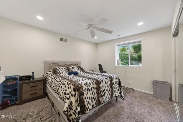 $950,000 | 59 Rosehedge Lane, Oak Park, CA 91377