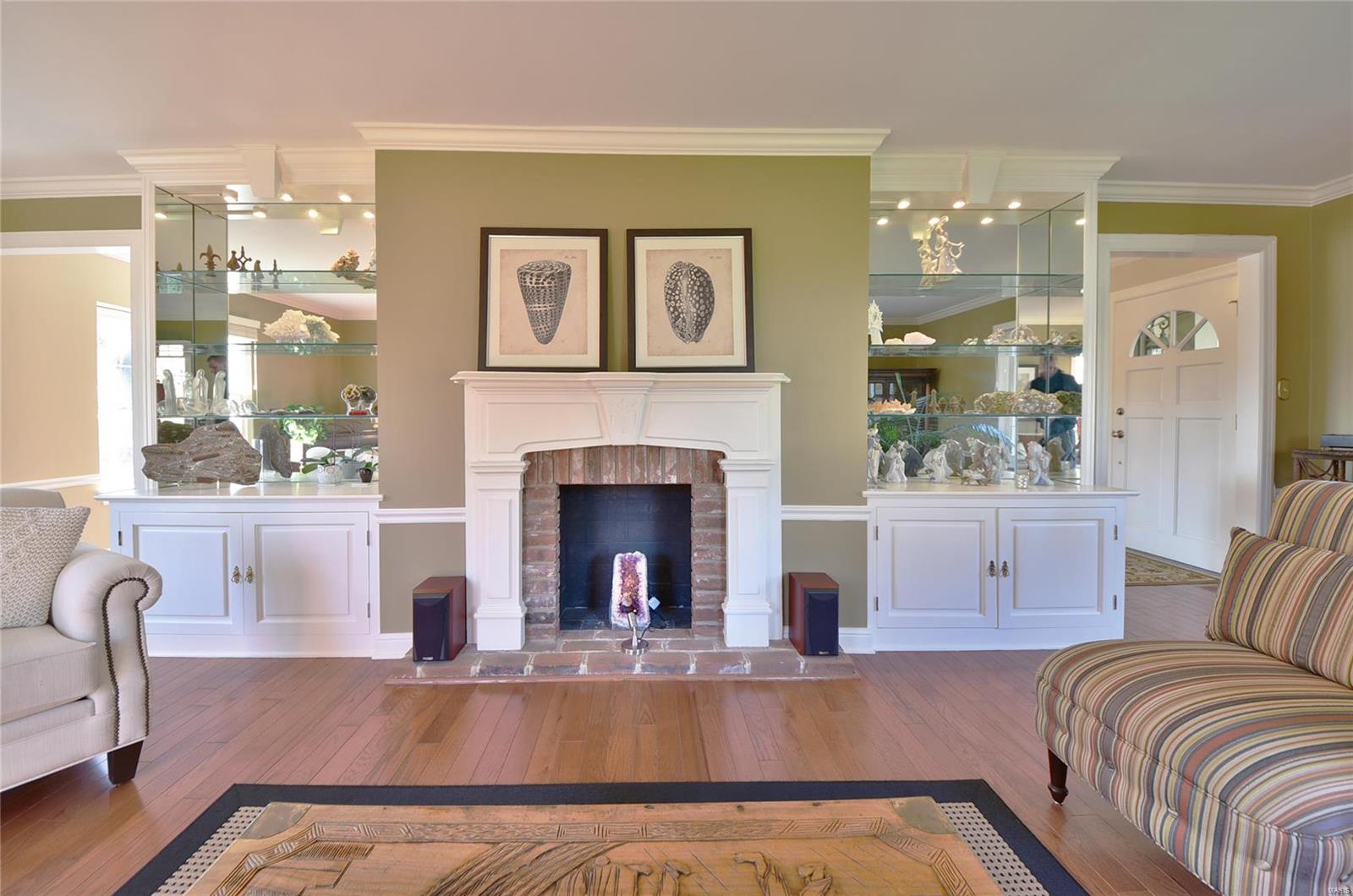 803 Kings Cliff Road St. Louis, MO 63122 - Photo 8 of 56 Gallery Image 8