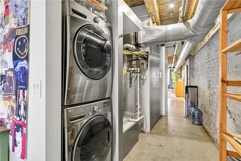 $424,000 | 429 First Avenue, Unit 3, Pittsburgh, PA 15219