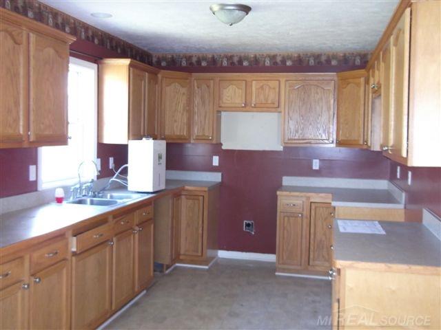 2630 Reeves Road Memphis, MI 48041 - Photo 5 of 14