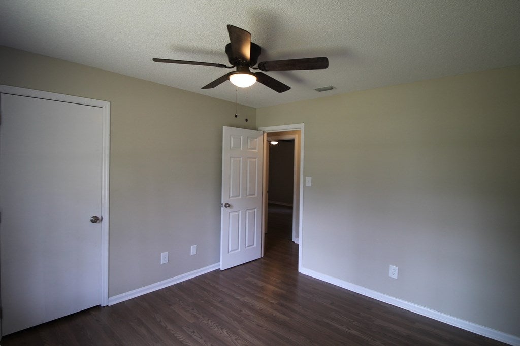 3941 Greenridge Road Valdosta, GA 31605 - Photo 19 of 35 Gallery Image 19