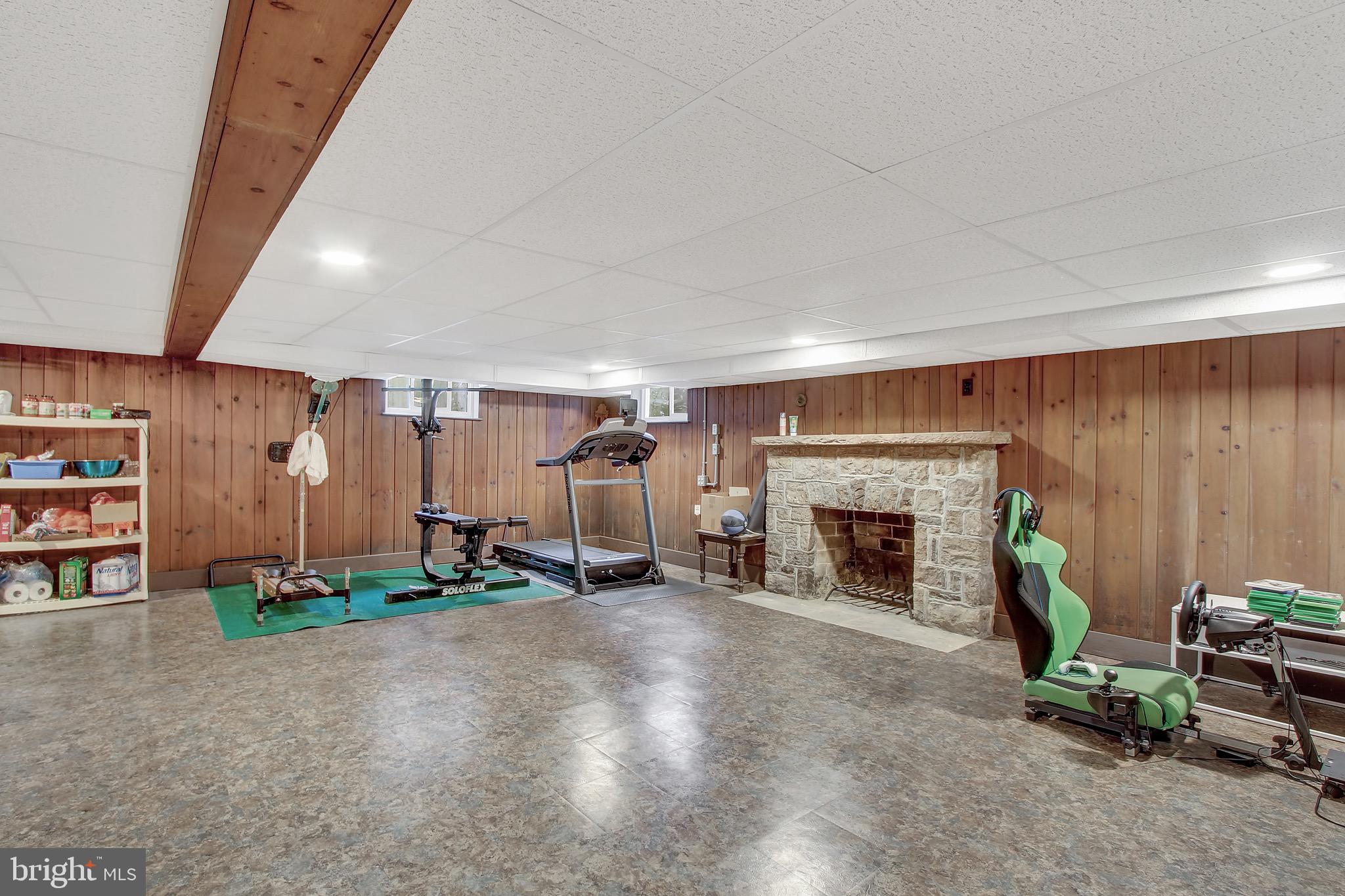 625 Country Club Road York, PA 17403 - Photo 22 of 29 Gallery Image 22