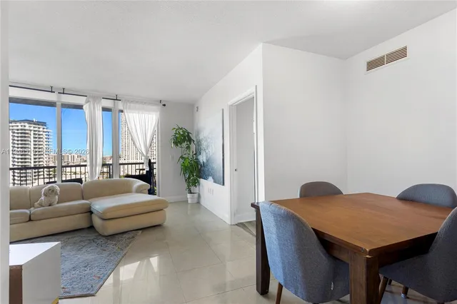 $550,000 | 1750 North Bayshore Drive, Unit 1415, Miami, FL 33132