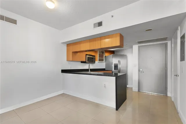 $550,000 | 1750 North Bayshore Drive, Unit 1415, Miami, FL 33132