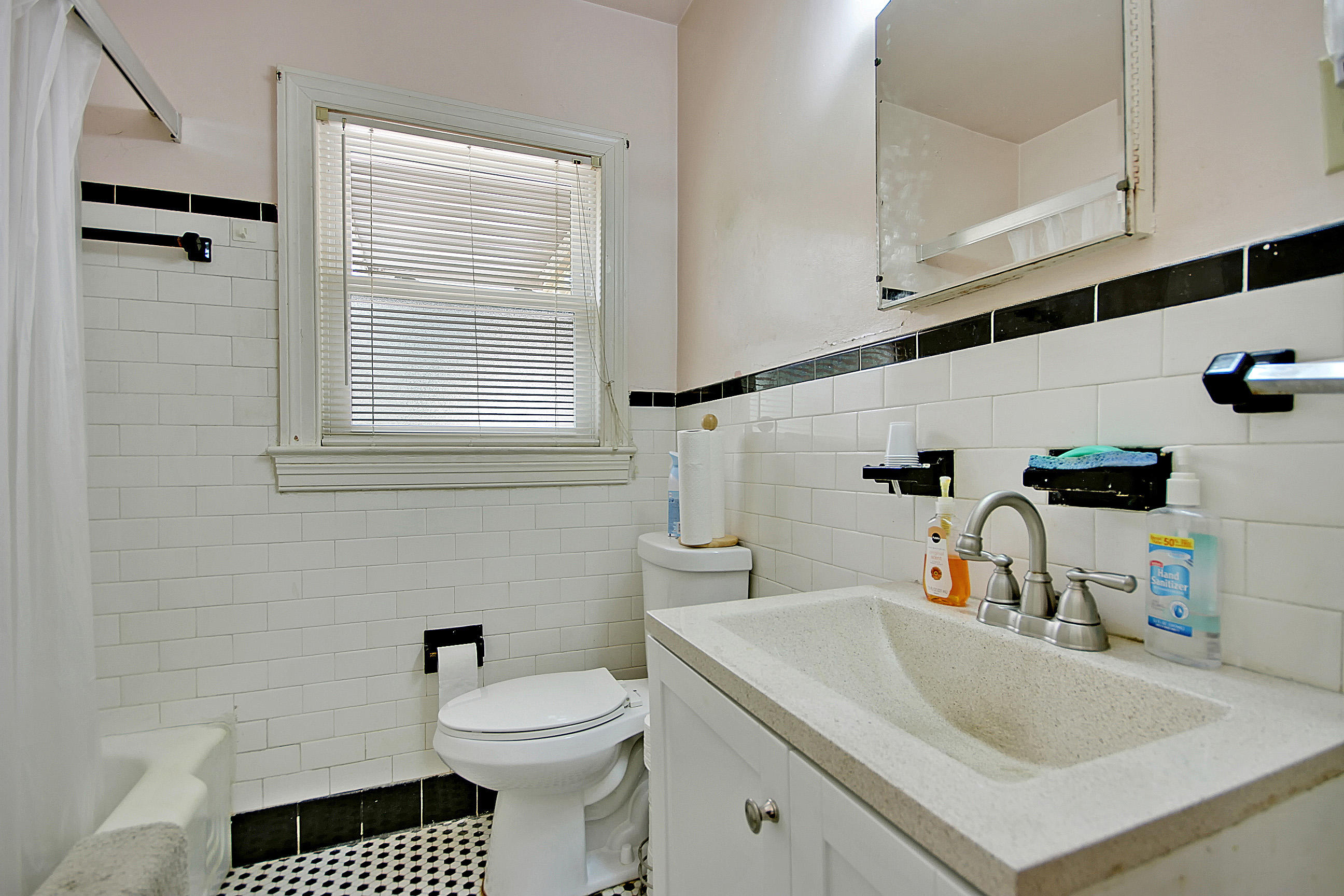 98 Gordon Street Charleston, SC 29403 - Photo 24 of 46 98 Gordon Street Charleston SC 29403