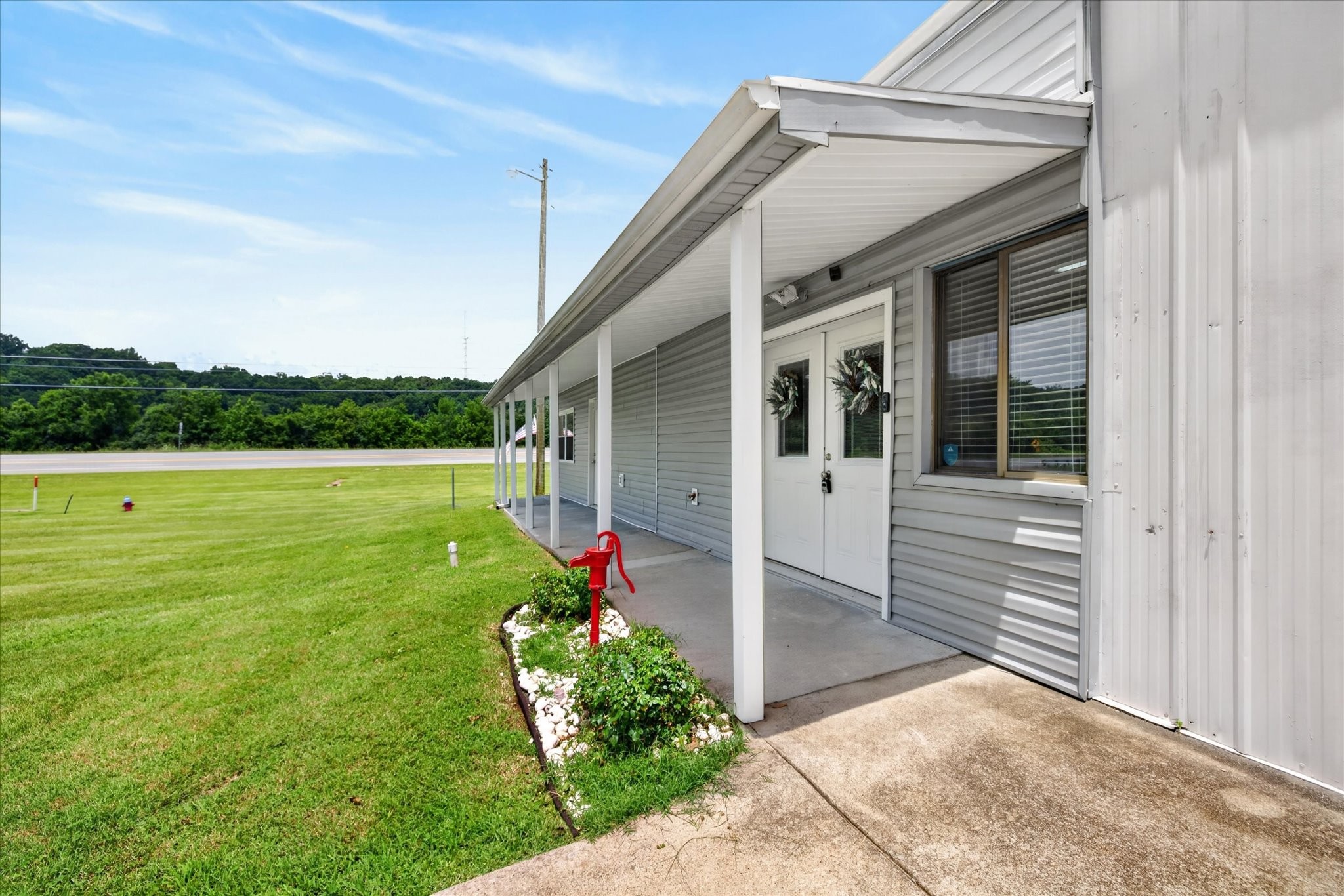 1508 Highway 79 Dover, TN 37058 - Photo 4 of 43
