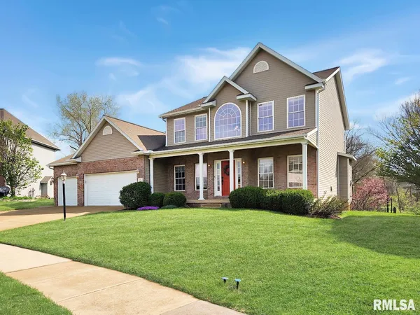 $445,000 | 7014 North Bradford Place, Peoria, IL 61614