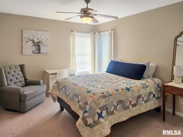 $445,000 | 7014 North Bradford Place, Peoria, IL 61614