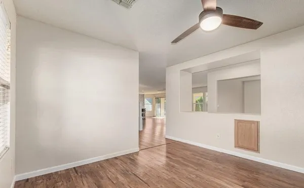 $3,200 | 28422 North 32nd Lane, Phoenix, AZ 85083