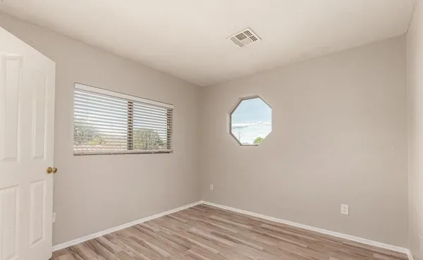 $3,200 | 28422 North 32nd Lane, Phoenix, AZ 85083