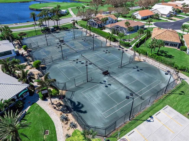 $584,000 | 1763 Cartina Way, Venice, FL 34292