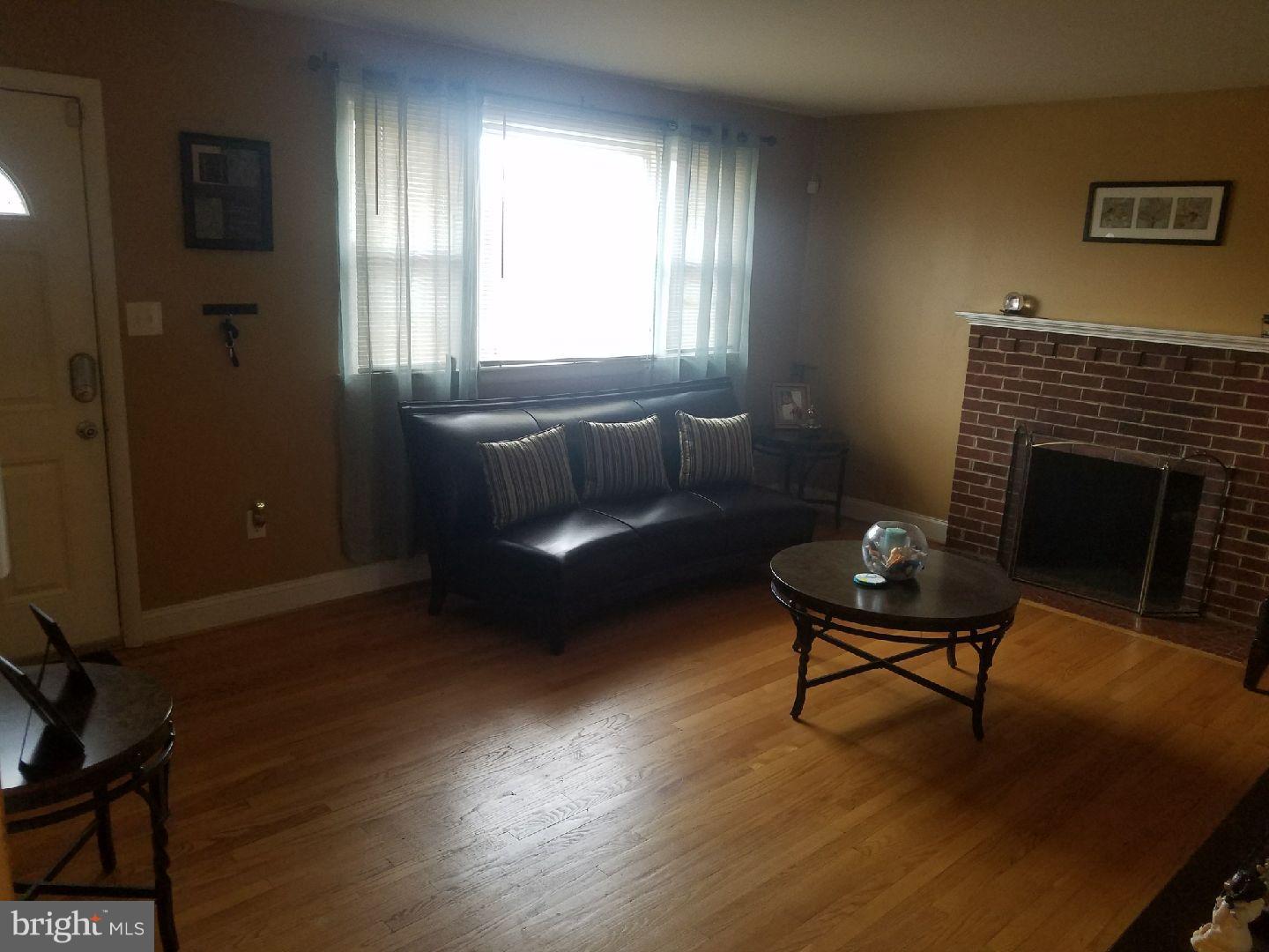 7209 Loch Raven Road Temple Hills, MD 20748 - Photo 6 of 21 Living Room