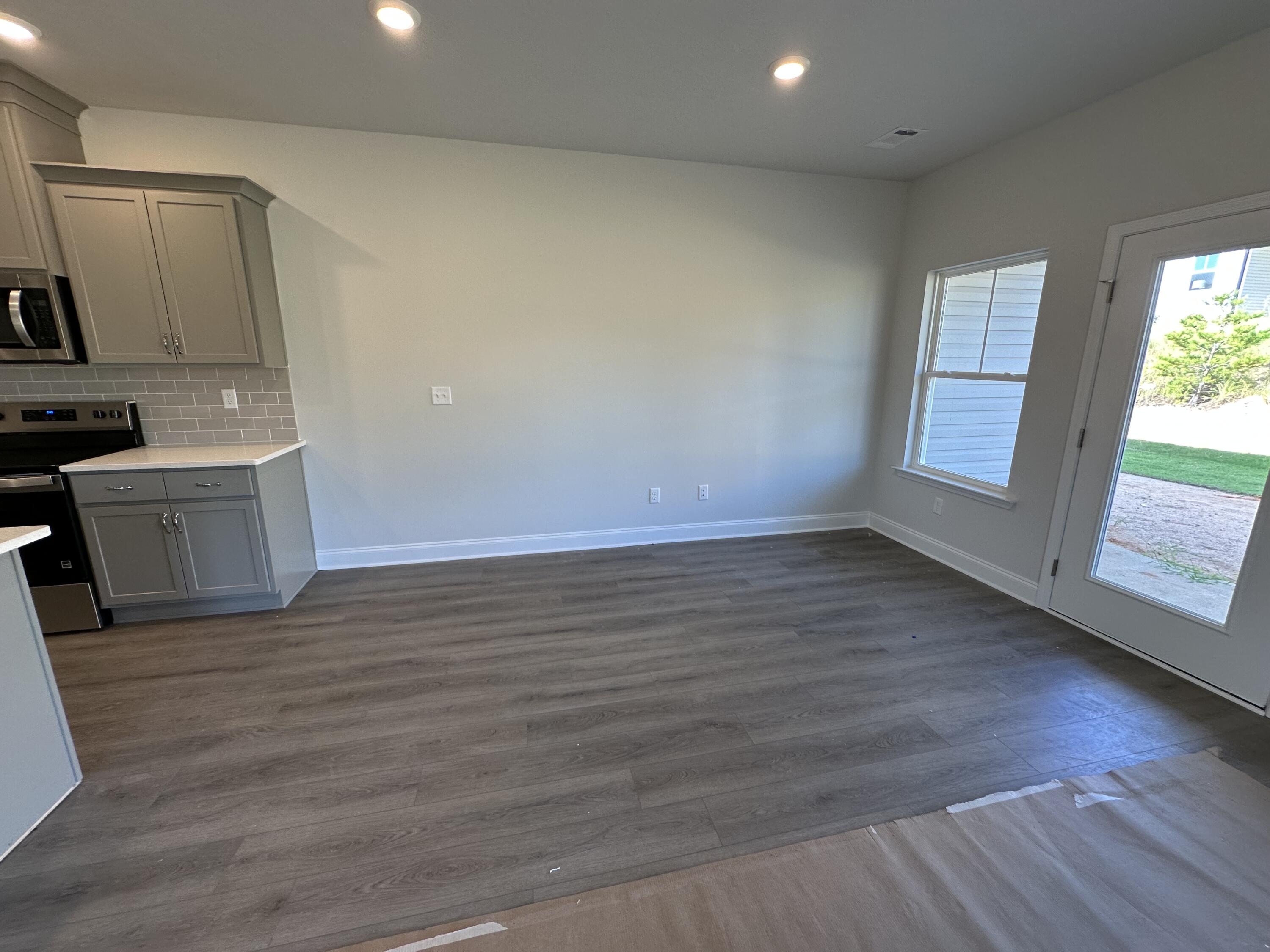 649 Hampton Drive, Unit 5D North Augusta, SC 29860 - Photo 4 of 43 IMG_1601