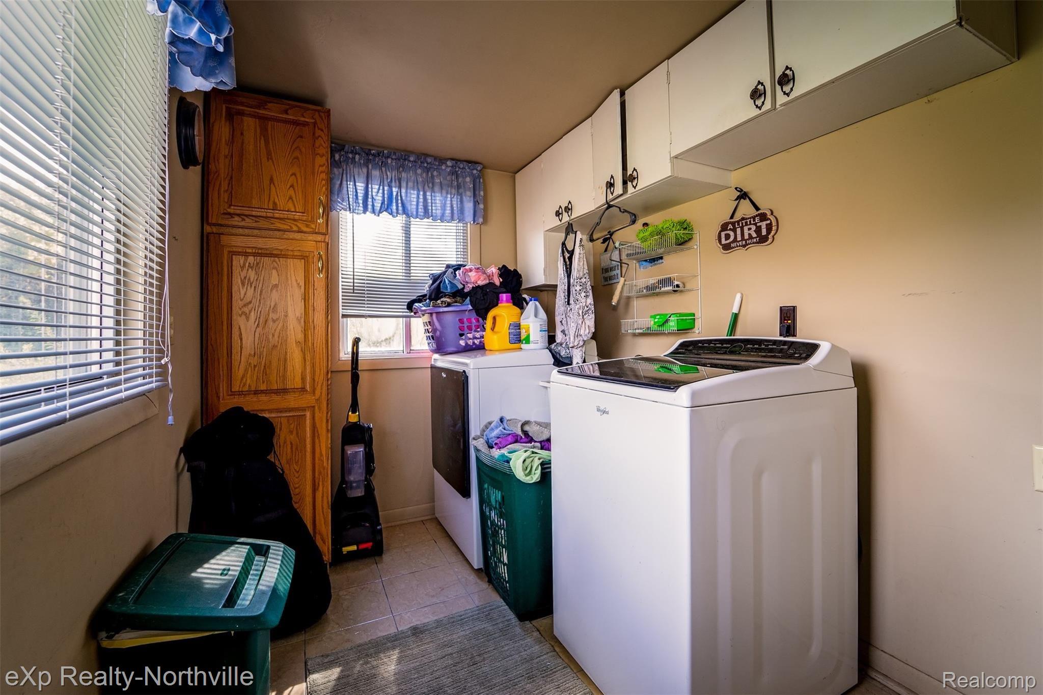 23577 Waltz Road New Boston, MI 48164 - Photo 39 of 42 23577 Waltz-39.jpg