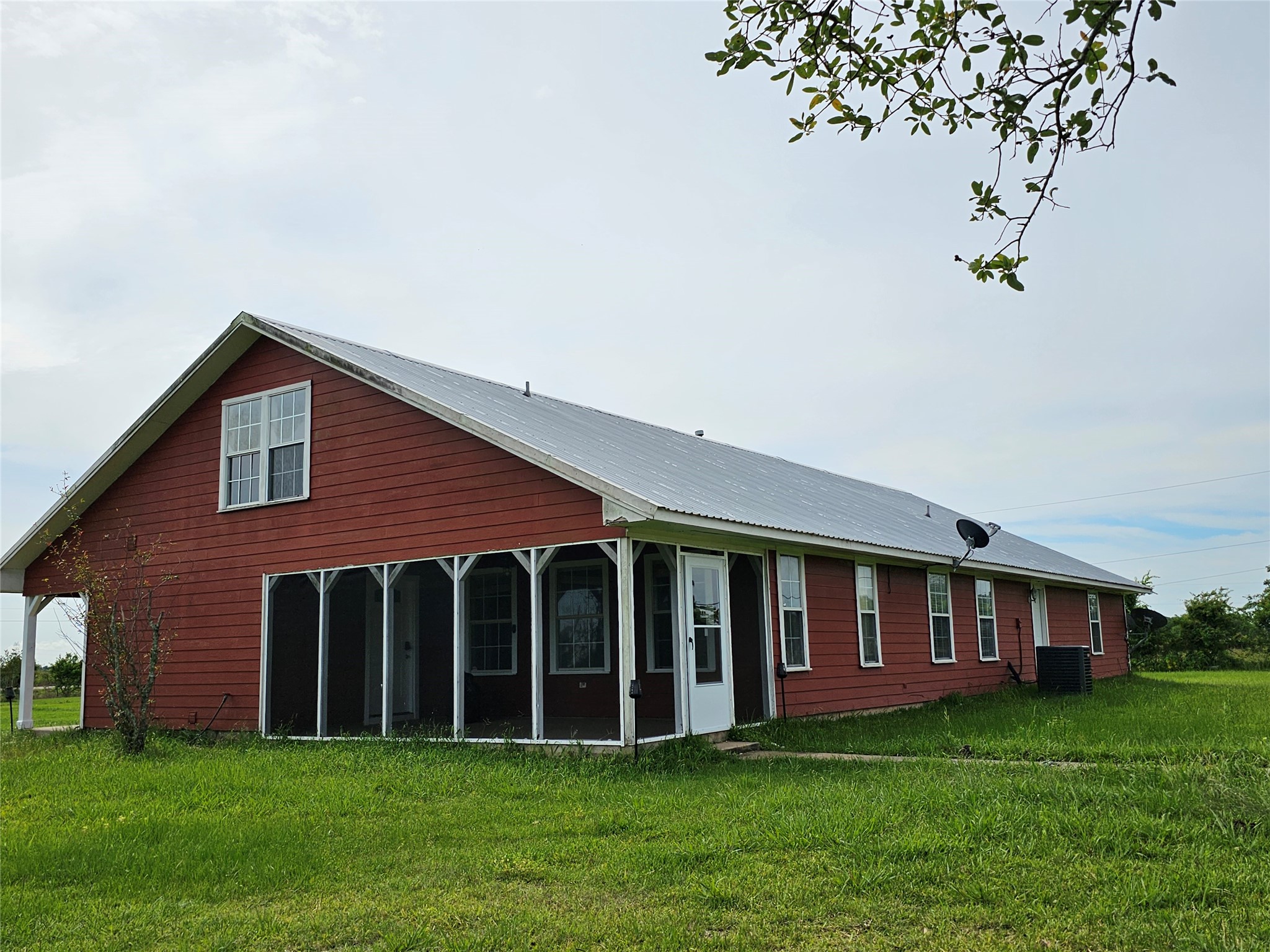 18010 County Road 48 Rosharon, TX 77583 - Photo 13 of 13 a view of a house with garden
