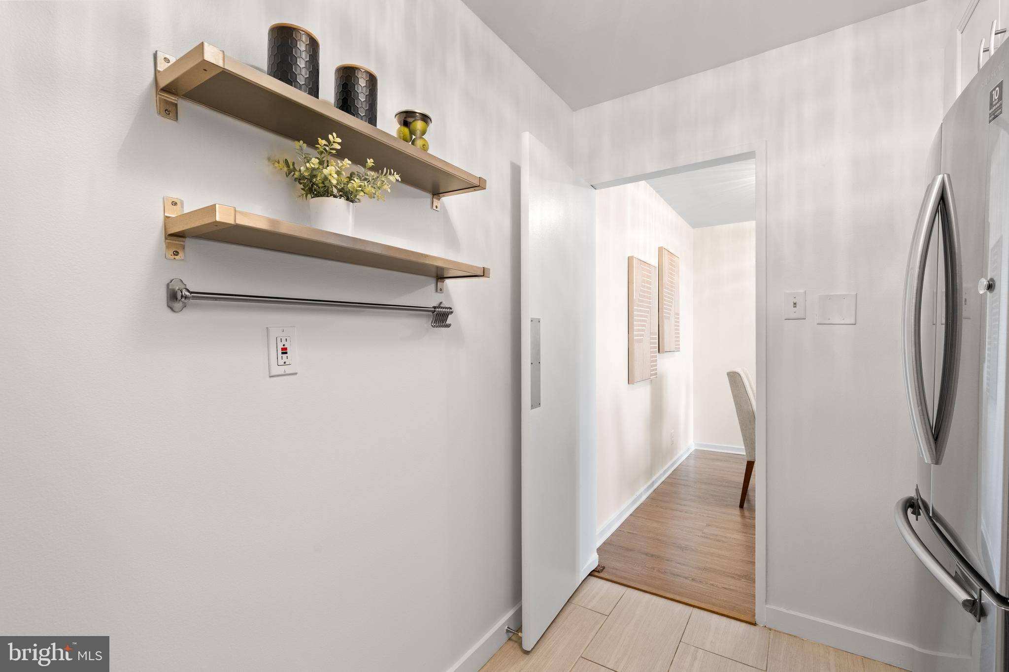 300 M Street Southwest, Unit N808 Washington, DC 20024 - Photo 14 of 36 a bathroom with a bathtub and shower