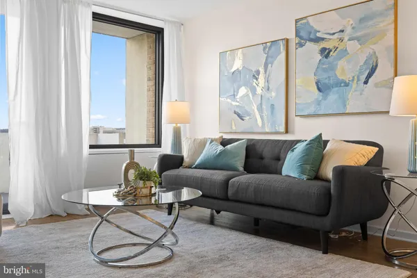 $359,000 | 300 M Street Southwest, Unit N808, Washington, DC 20024