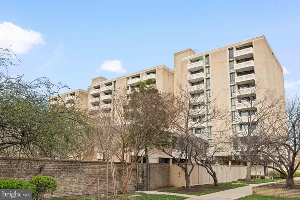 $359,000 | 300 M Street Southwest, Unit N808, Washington, DC 20024