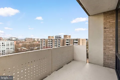 a view of terrace with city view