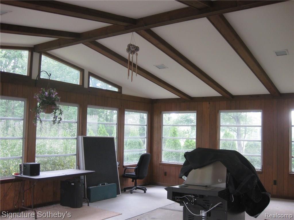 1606 North Kilburn Road Rochester, MI 48306 - Photo 25 of 27
