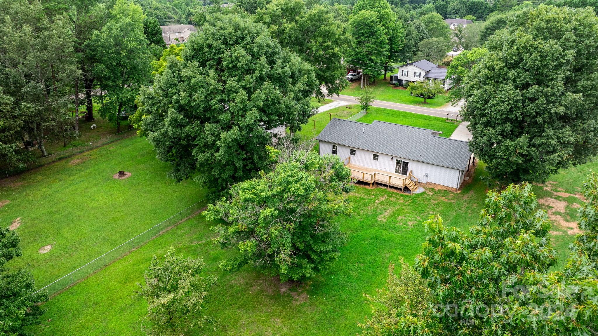 4996 Turner Road Granite Falls, NC 28630 - Photo 6 of 36 Gallery Image 6