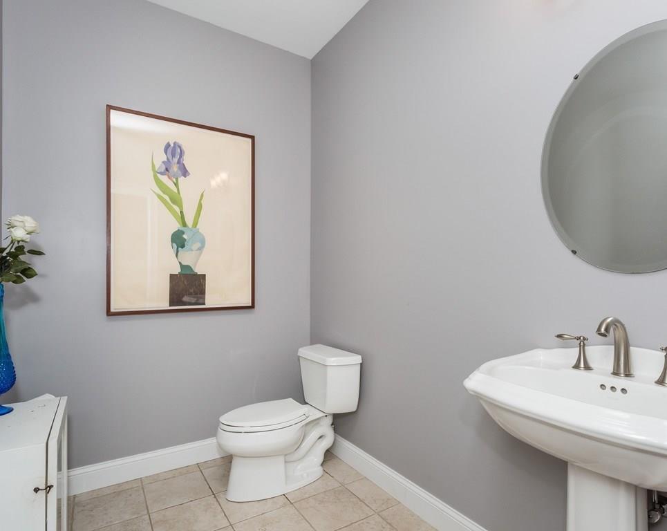 53 Old Farm Road East Longmeadow, MA 01028 - Photo 8 of 40 Gallery Image 8