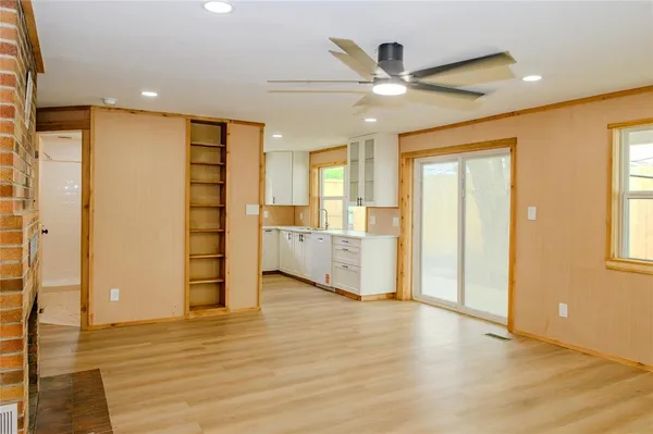 $199,000 | 32 Pueblo Drive, Gordonville, TX 76245