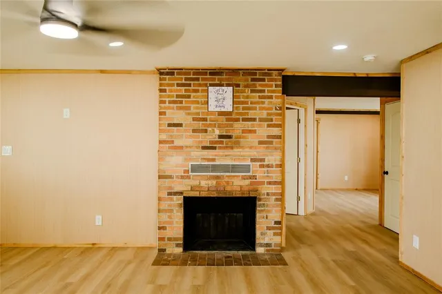 $219,000 | 32 Pueblo Drive, Gordonville, TX 76245