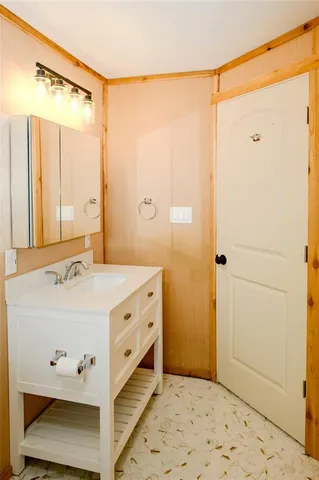 $219,000 | 32 Pueblo Drive, Gordonville, TX 76245