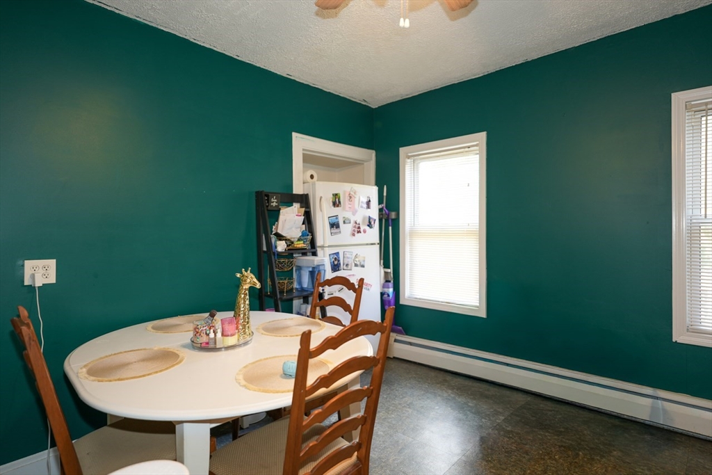 194 Norfolk Street Worcester, MA 01604 - Photo 17 of 31