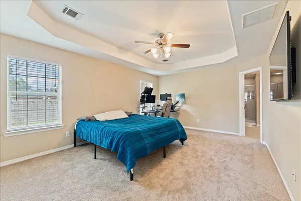 $300,000 | 407 Corydon Drive, Houston, TX 77336