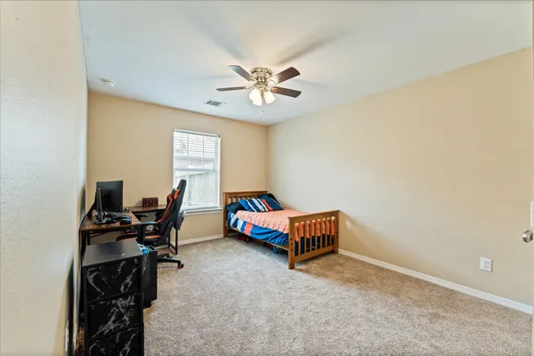 $300,000 | 407 Corydon Drive, Houston, TX 77336