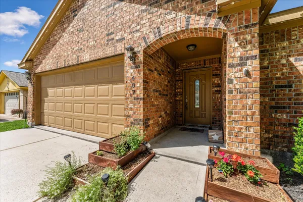 $300,000 | 407 Corydon Drive, Houston, TX 77336