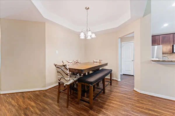 $300,000 | 407 Corydon Drive, Houston, TX 77336