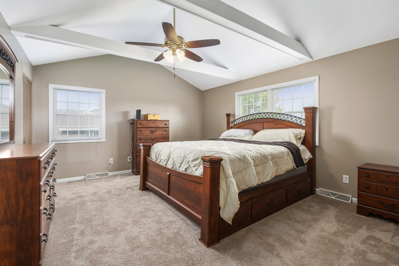 522 Hunters Run Coal City, IL 60416 - Photo 11 of 24 a bedroom with a bed and window