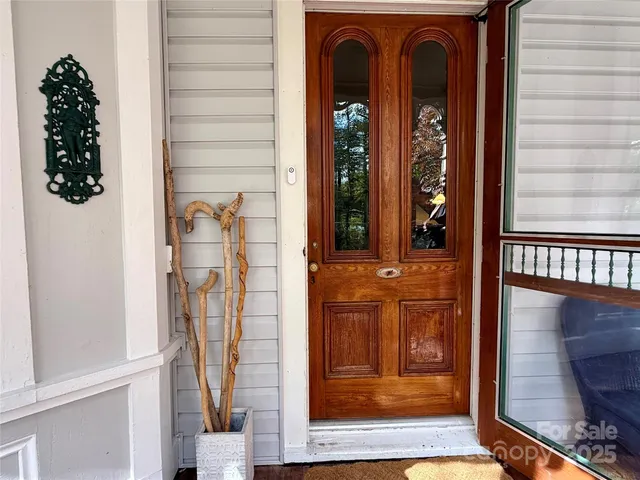 view of front door with hallway