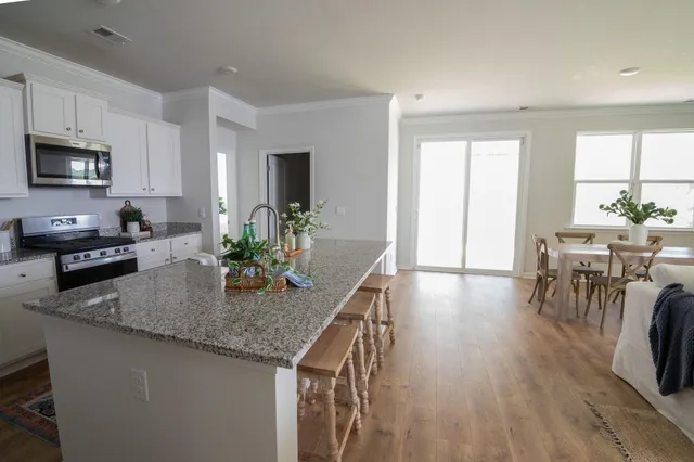 $3,300 | 482 Oak View Way, Summerville, SC 29483