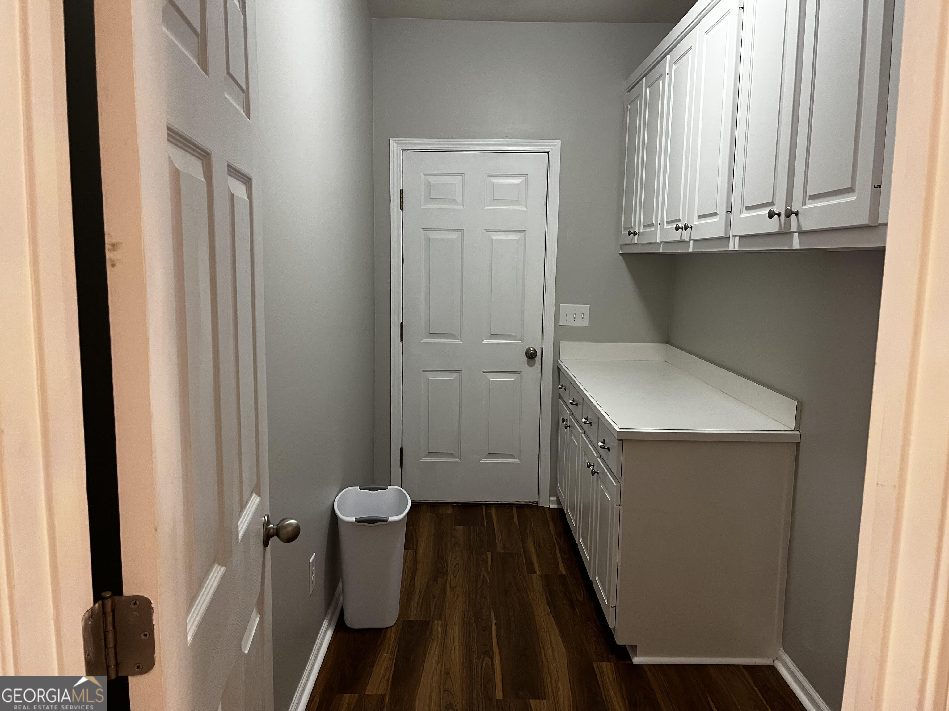 779 Appian Way Statham, GA 30666 - Photo 19 of 29 a bathroom with a sink and mirror with bathtub